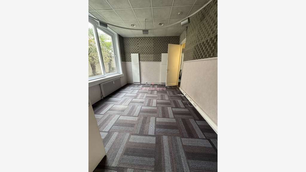 Vente spacieux local commercial 140m² à Dunkerque