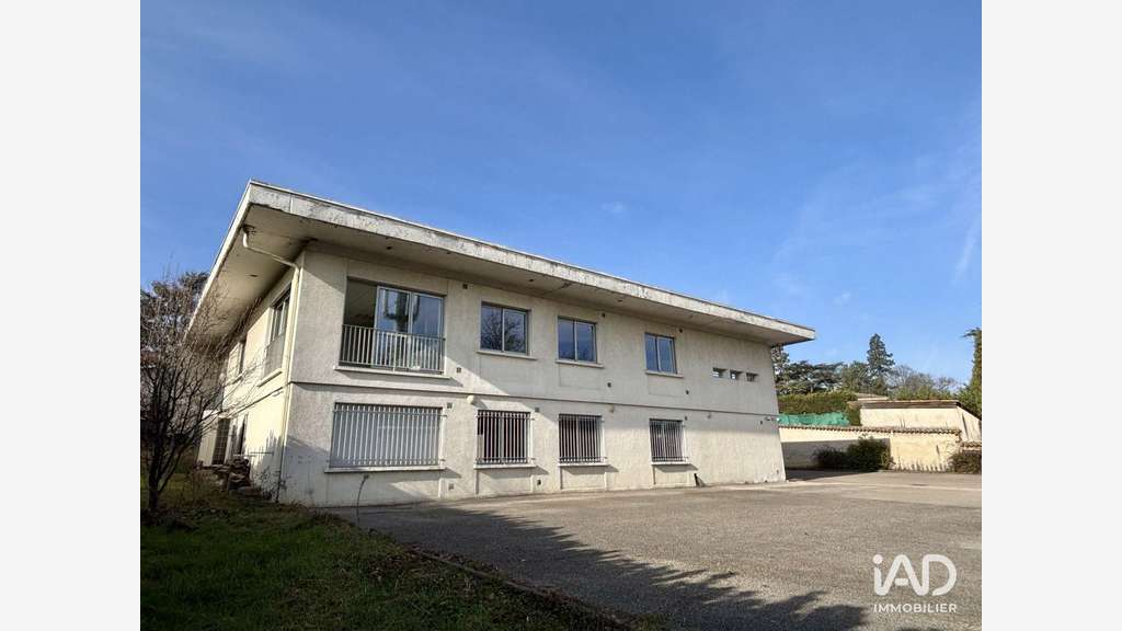 Bureau à Écully