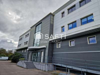 Bureau plateau 184m² PMR avec ascenseur à Achères 