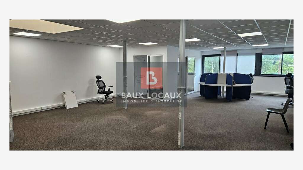 Bureaux 123m² à vendre à Entraigues-sur-la-Sorgue