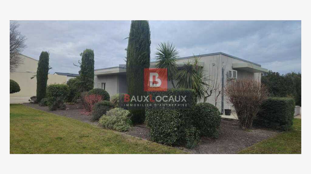 Bureaux 436m² à vendre à Entraigues-sur-la-Sorgue