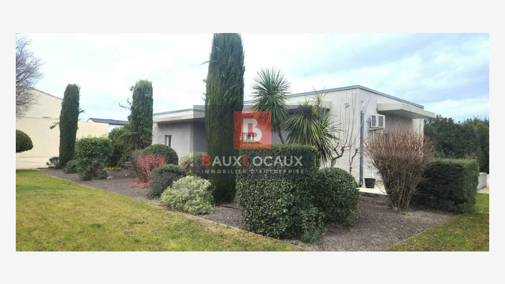 Bureaux 436m² à vendre à Entraigues-sur-la-Sorgue