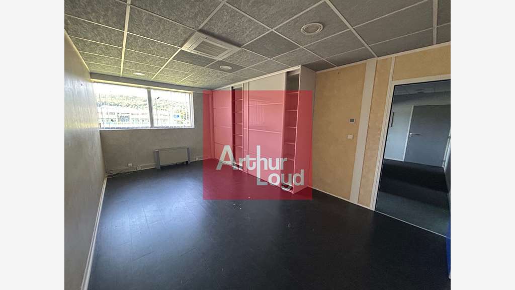 Vente bureaux 233m² proche Agen à Estillac