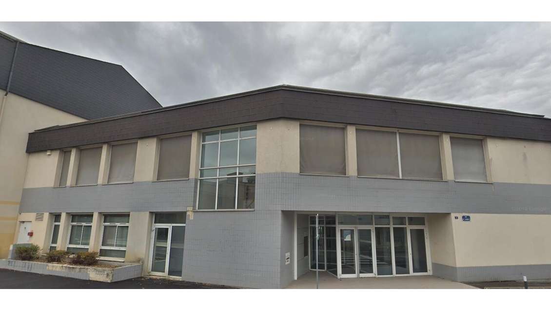 À vendre bureaux 740m² proche centre d'Evreux  