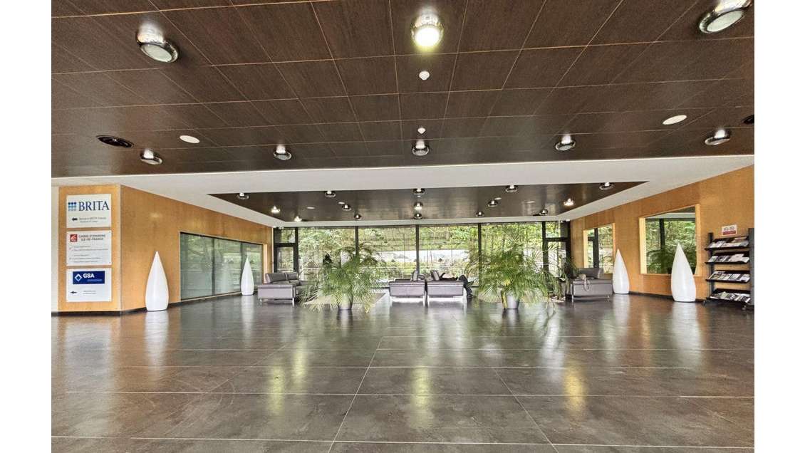 Vente bureaux 50m²  Carré Haussmann, Évry A6