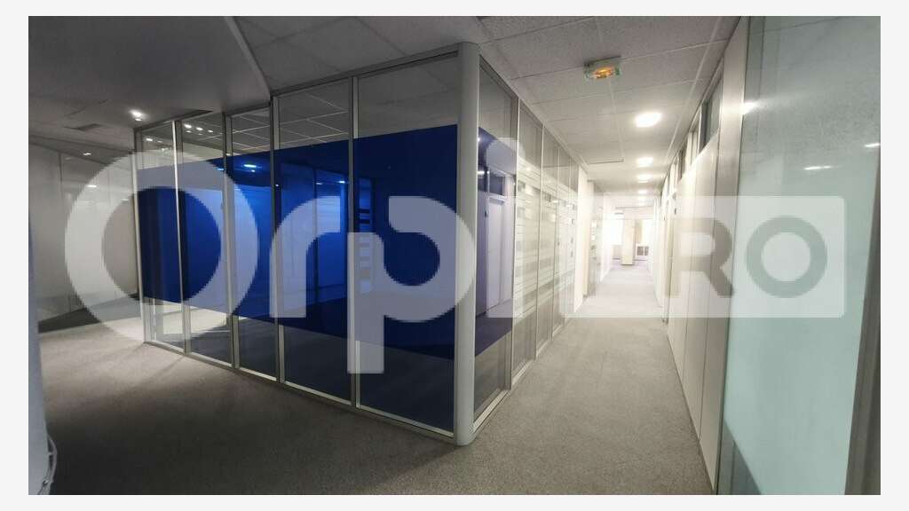 Vente plateau de bureau 1500m² R+4 à Évry