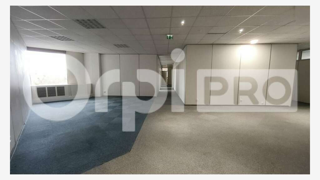 Vente plateau de bureau 1500m² R+4 à Évry