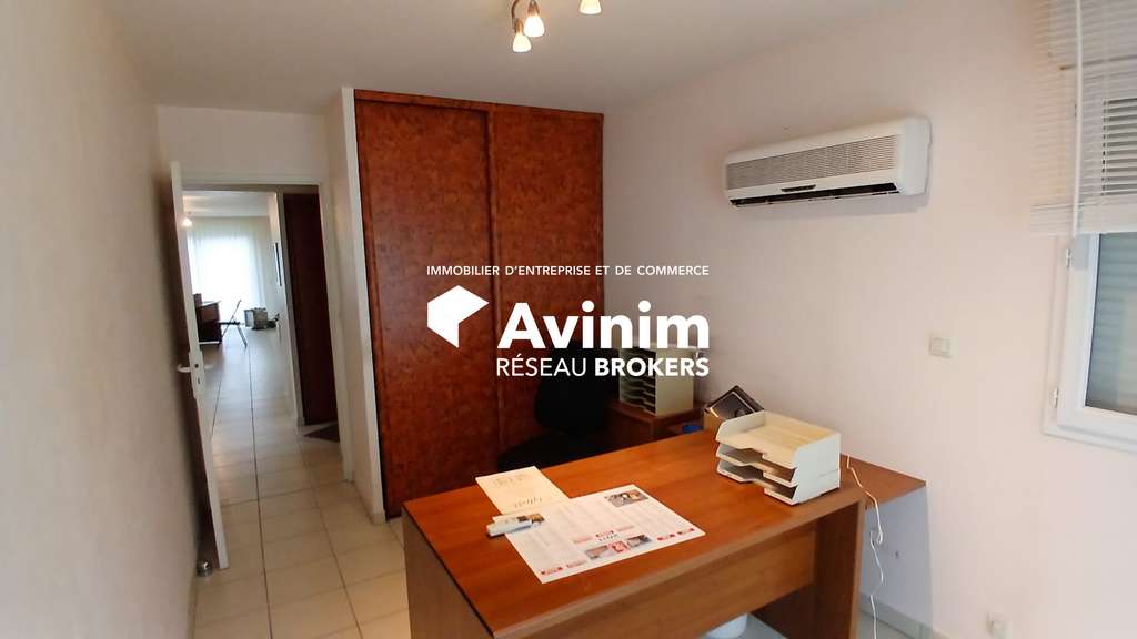 Vente bureaux transformable en F3 à Fleury