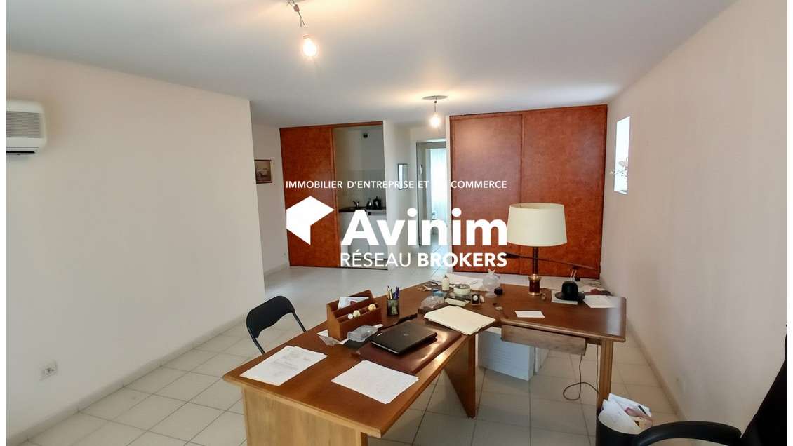 BUREAUX TRANSFORMABLE EN HABITATION F3