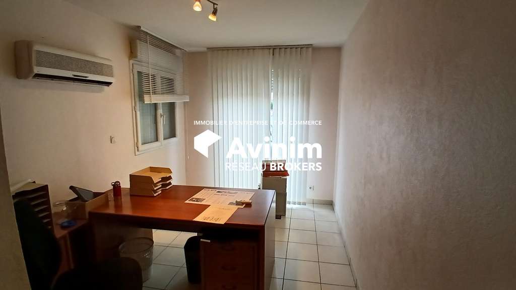 Vente bureaux transformable en F3 à Fleury