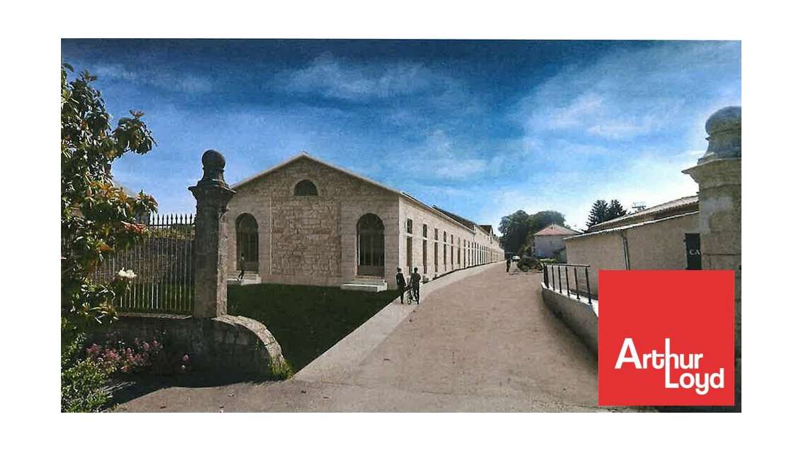 Bureaux à vendre 286m² à Fontenay le Comte