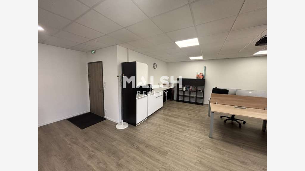 A vendre bureaux 71m² à Francheville