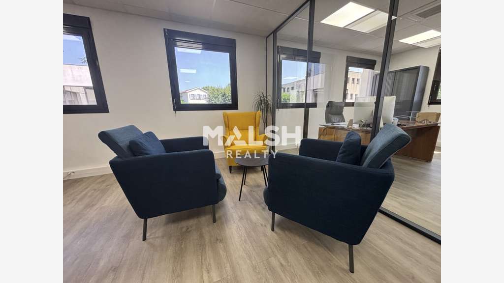 A vendre bureaux 71m² à Francheville