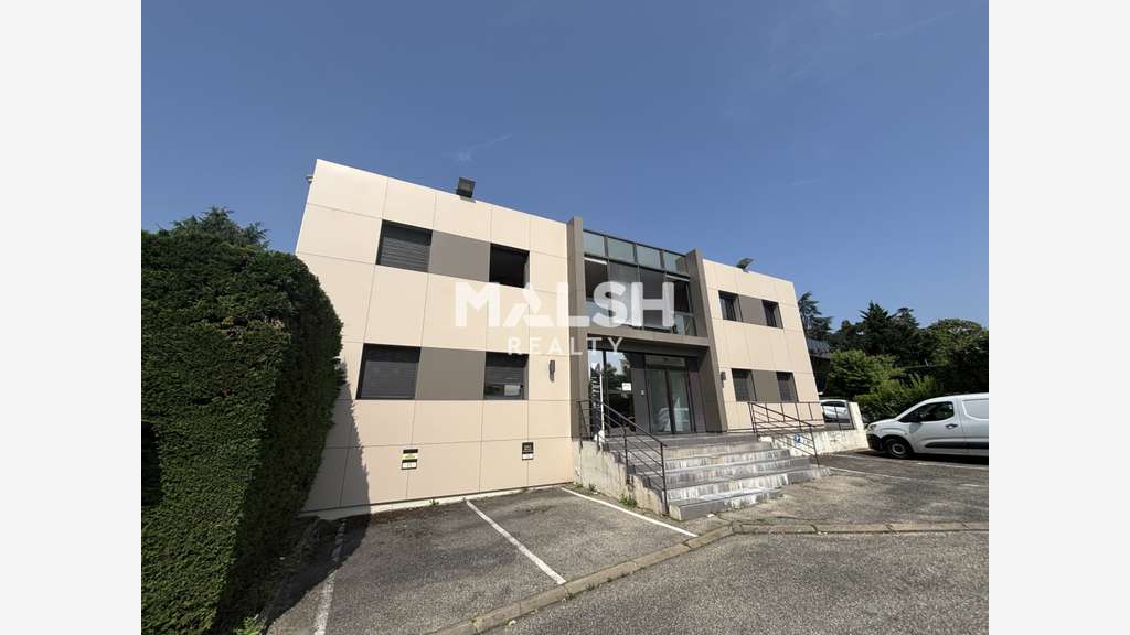 A vendre bureaux 71m² à Francheville