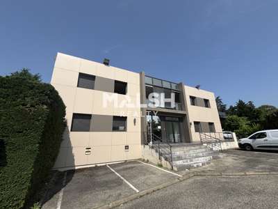 A vendre bureaux 71m² à Francheville