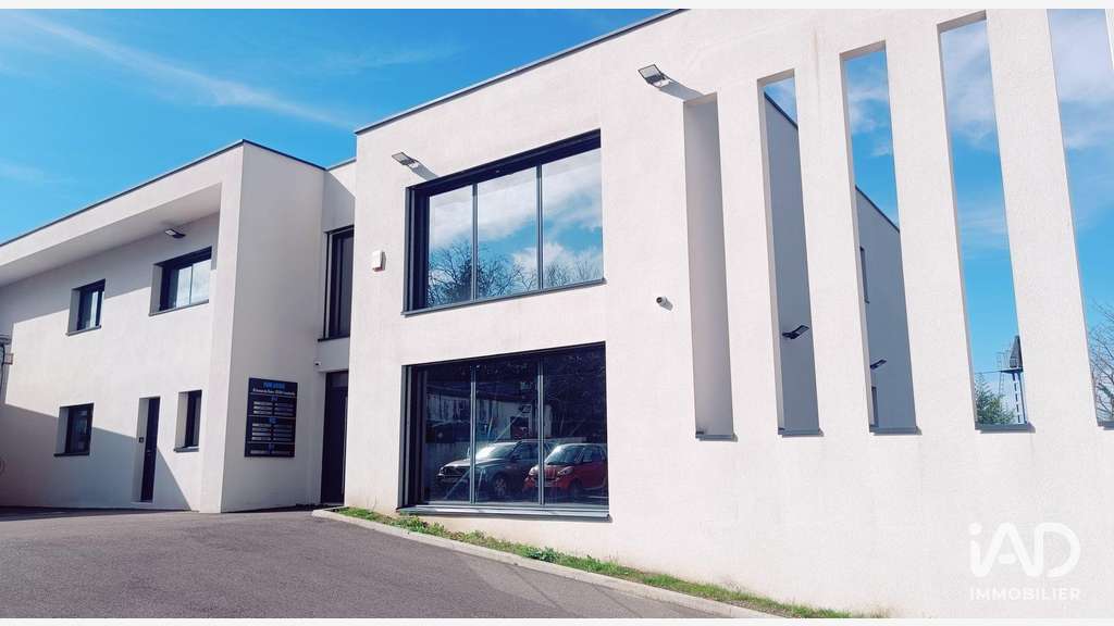 Vente bureau de 902m² à Francheville secteur Alaï