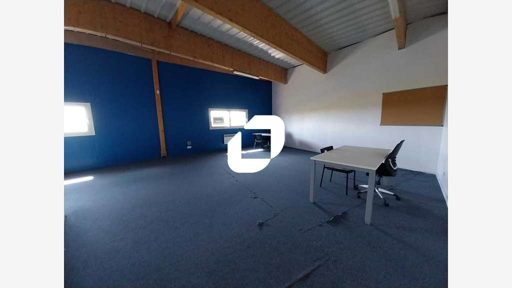 Vente Bureaux 180m² Gazeran
