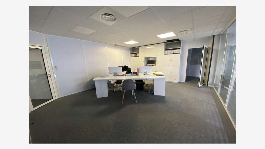 Bureaux 234m² R+1 à vendre à Grabels