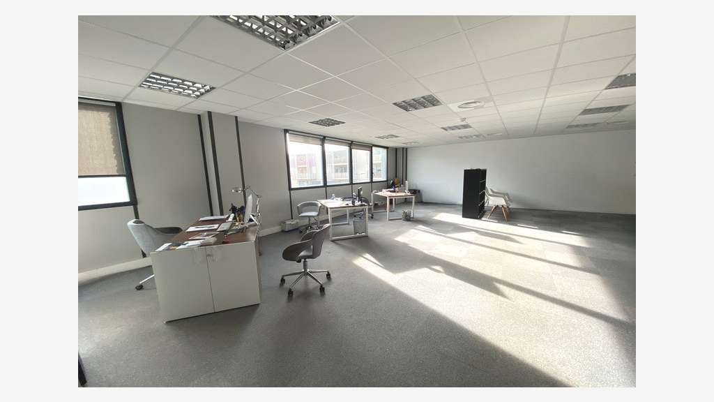 Bureaux 234m² R+1 à vendre à Grabels