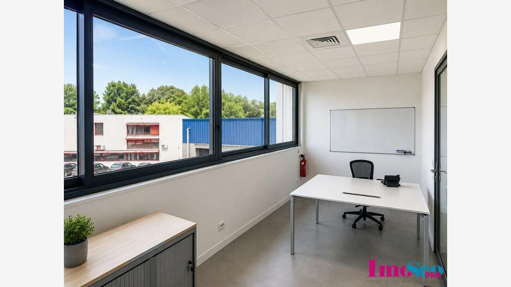 Bureaux de 144m² à vendre axe passant Gradignan