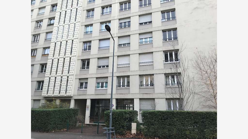 A vendre bureaux 86m² Gratte-Ciel Villeurbanne