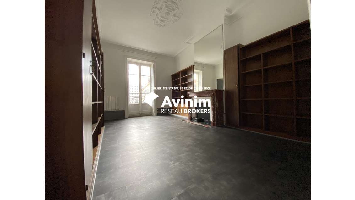 AV appartement transformé en bureaux 87m² Grenoble