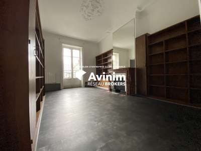 AV appartement transformé en bureaux 87m² Grenoble