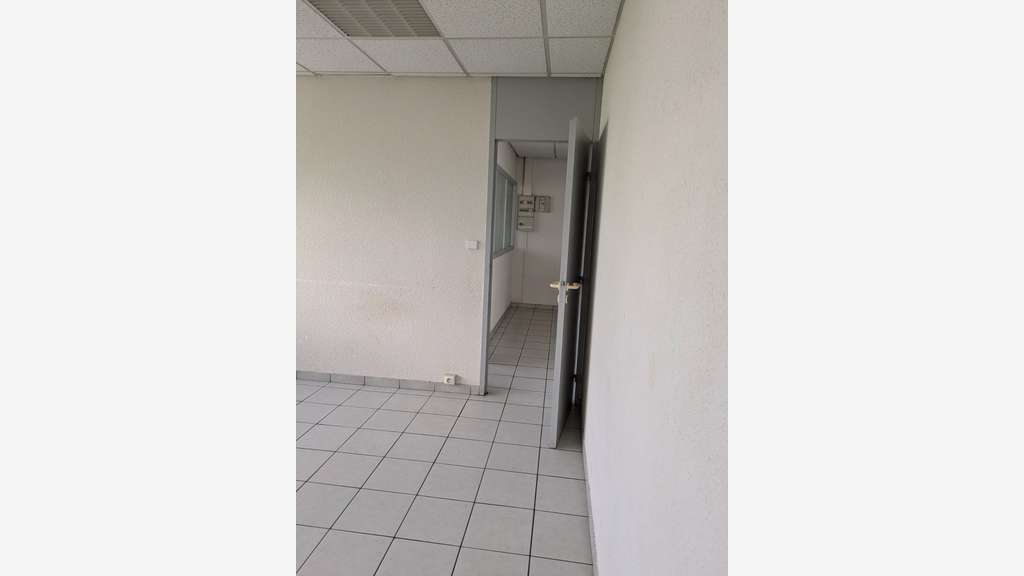 à vendre GRENOBLE Bureaux (ou à louer)