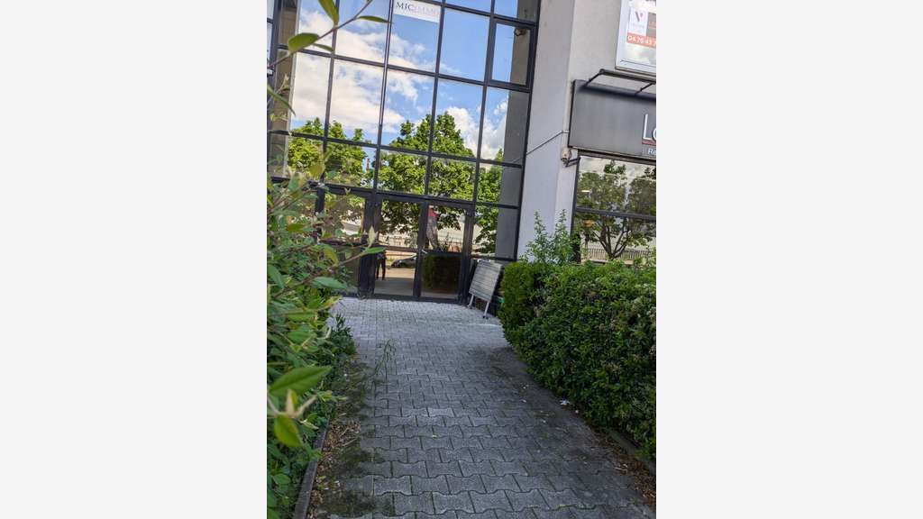 à vendre GRENOBLE Bureaux (ou à louer)