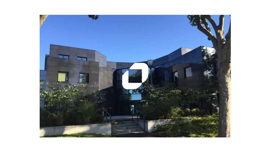 Vente Bureaux 130m² Grigny