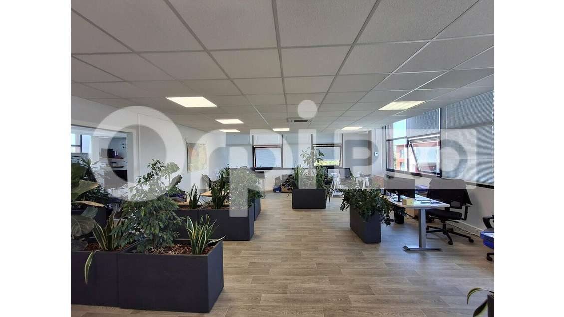 A vendre bureau 114m² R+1 à Guérande