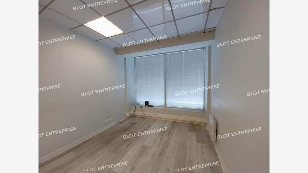 A vendre bureaux 276m² en centre-ville à Guérande