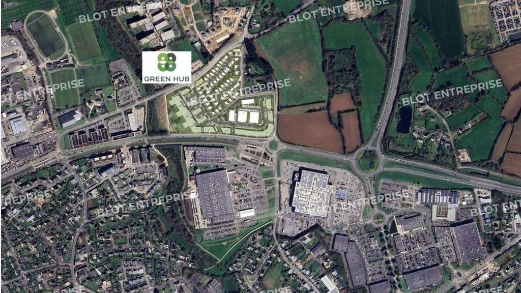 A vendre / à louer bureaux neufs 4000m² à Guipavas