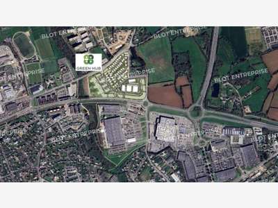 A vendre / à louer bureaux neufs 4000m² à Guipavas