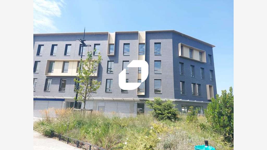 Vente Bureaux 181m² Guyancourt