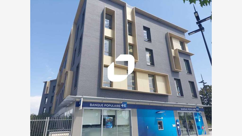Vente Bureaux 181m² Guyancourt