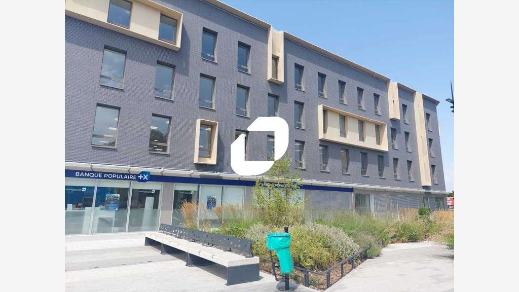 Vente Bureaux 181m² Guyancourt