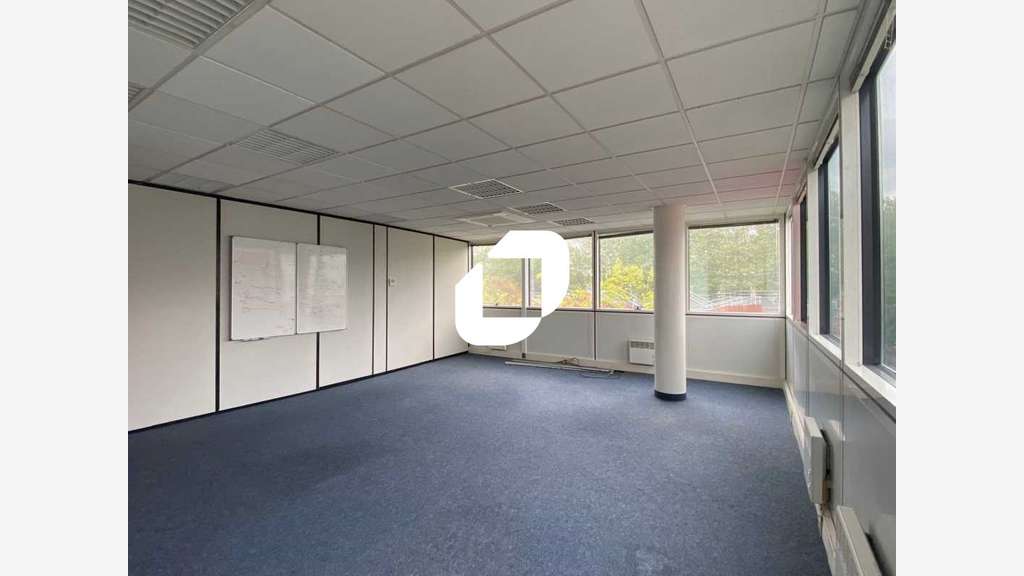 Vente Bureaux 206m² Guyancourt
