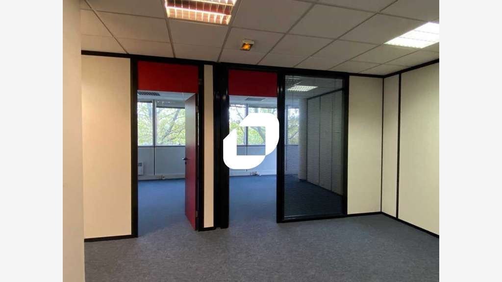 Vente Bureaux 206m² Guyancourt