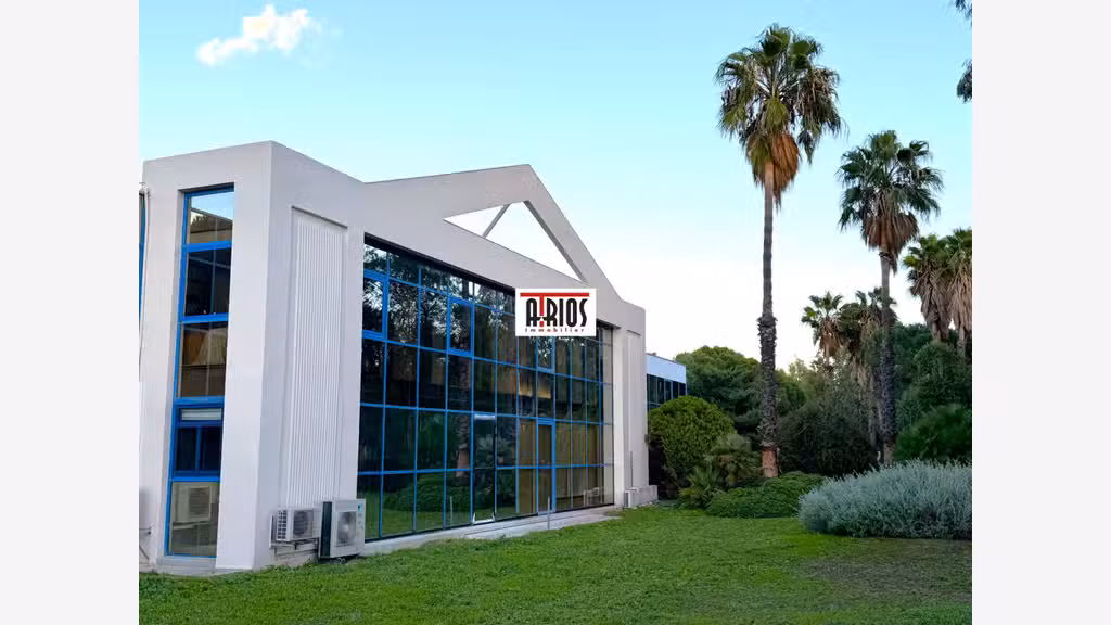 Vente bureaux 315m² au 1er étage + parkings Hyères