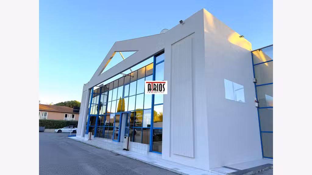 Vente bureaux 315m² au 1er étage + parkings Hyères