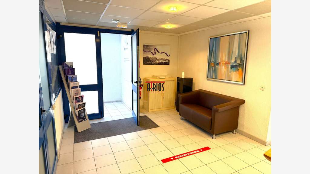 Vente bureaux 315m² au 1er étage + parkings Hyères