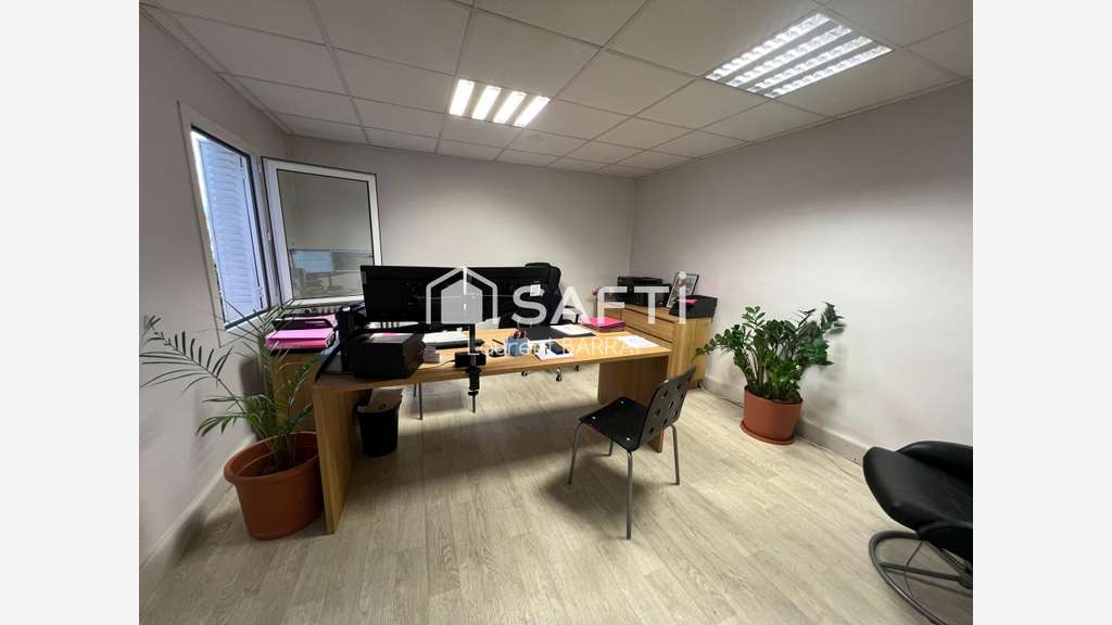 Vente immeuble de bureaux 110m² à Issoire centre