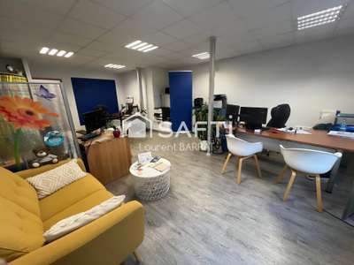 Vente immeuble de bureaux 110m² à Issoire centre