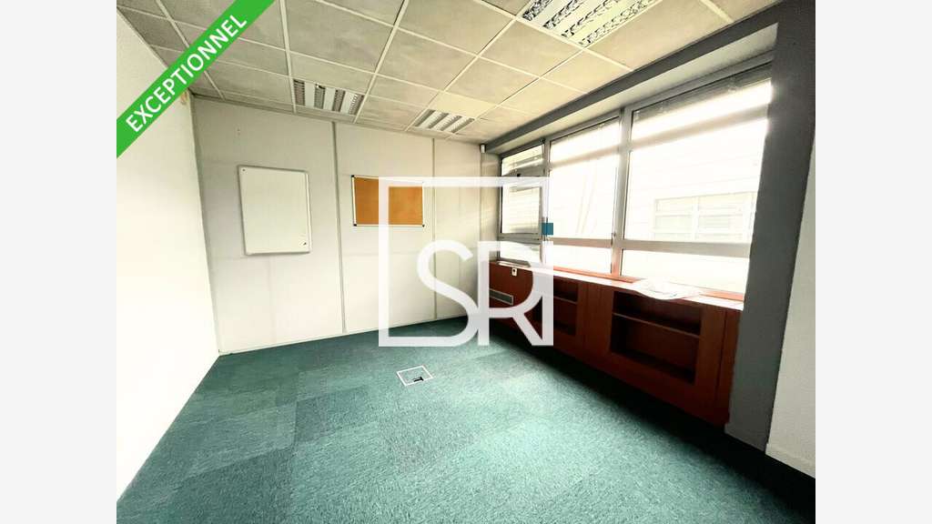 Bureaux de 750m² à vendre à Issoire