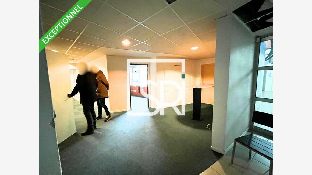 Bureaux de 750m² à vendre à Issoire