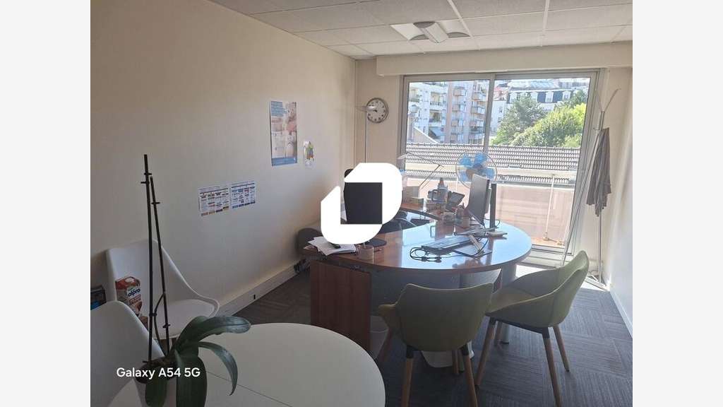 Vente Bureaux 206m² Issy les moulineaux