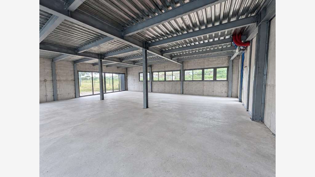 A vendre plateau de bureaux de 150m² à Josselin
