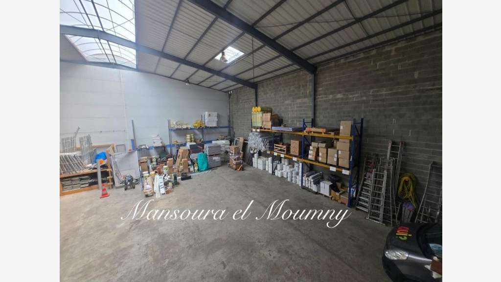 AV local commercial moderne à Joué-lès-Tours