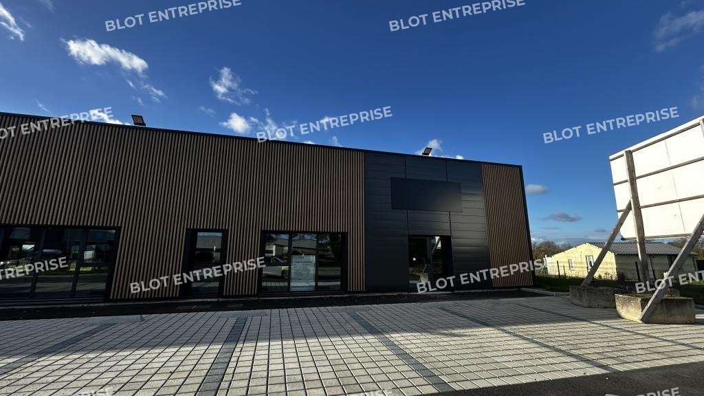 A vendre bureaux 164m² bruts de béton La Bouëxière